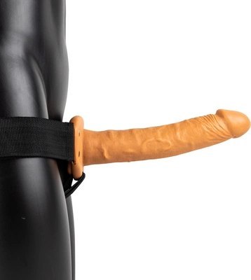 RealRock by Shots RealRock - Wibrator - dildo na regulowanym pasku 24,5 cm